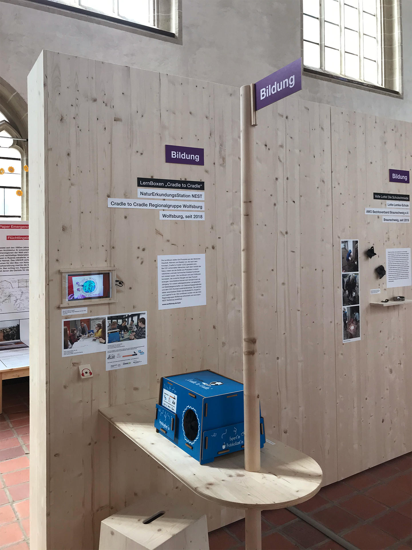 Station zum Thema Bildung mit Lernboxen nach dem "Cradle to Cradle" - Prinzip